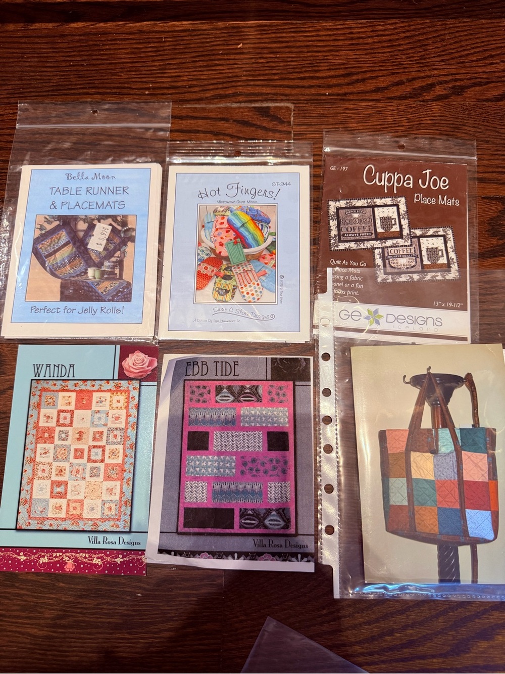 Set of 6 collection displays a variety of quilting and sewing patterns